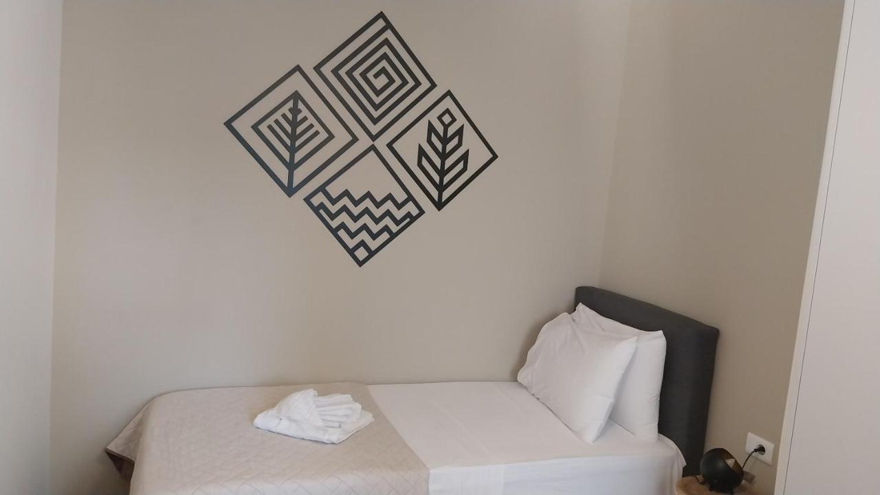 Uni Island - City Heart Suites Iraklio Exterior foto